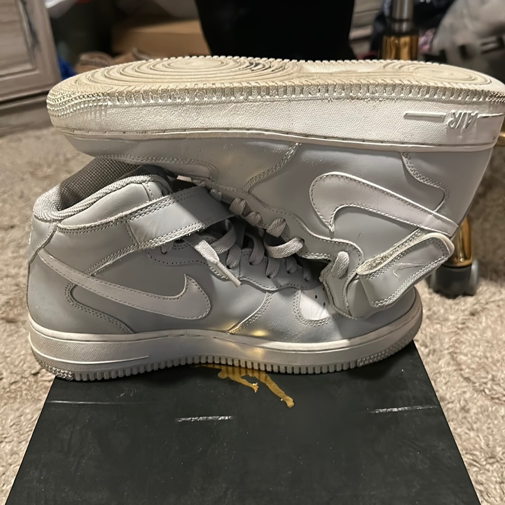 Air Forces grey 8.5 NIKE